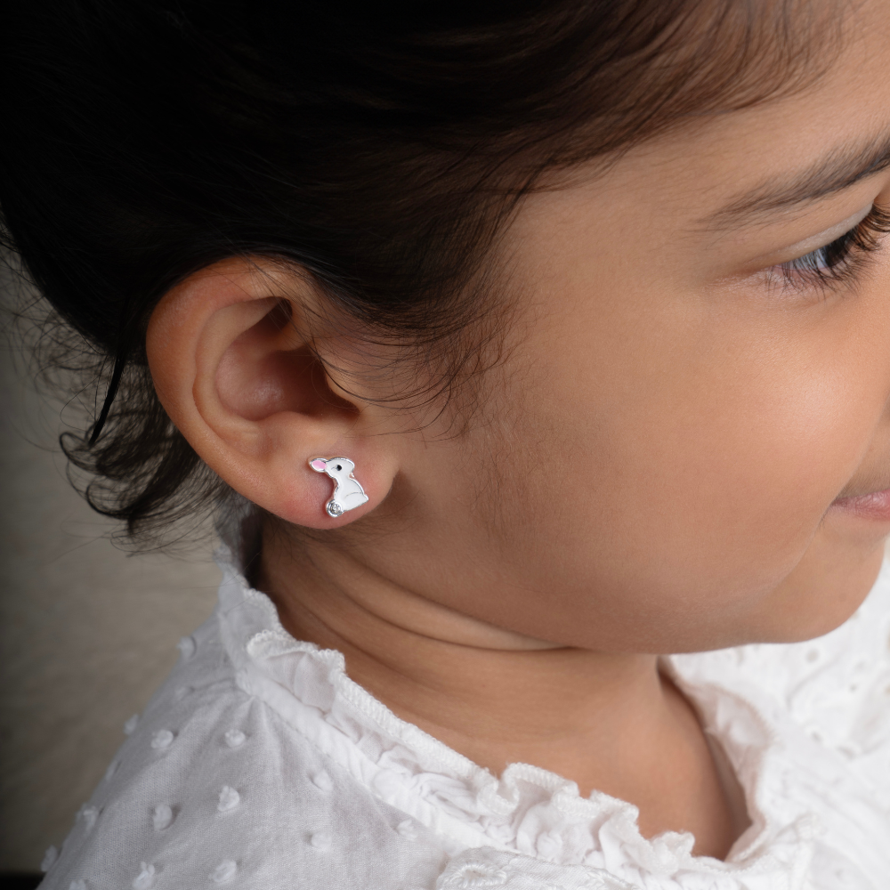 Ribby Rabbit stud earring