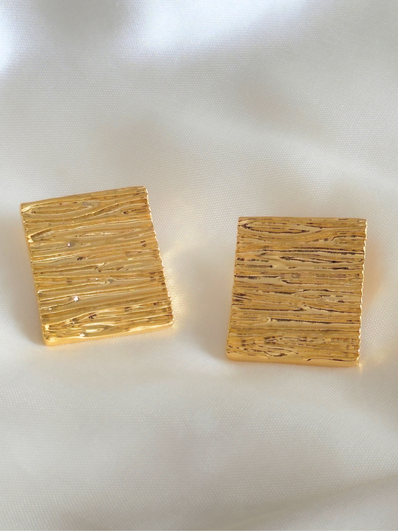 Wrinkle Ridge Earrings