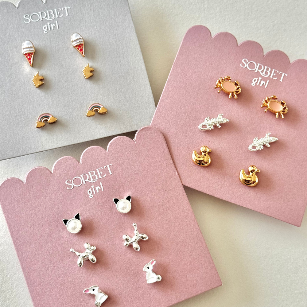 Ribby Rabbit stud earring