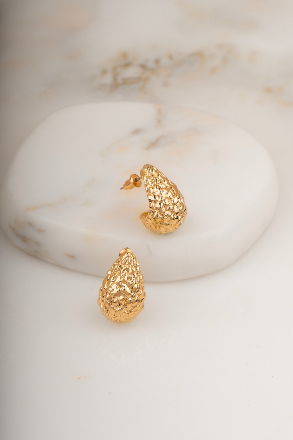 Dainty Gold Earring