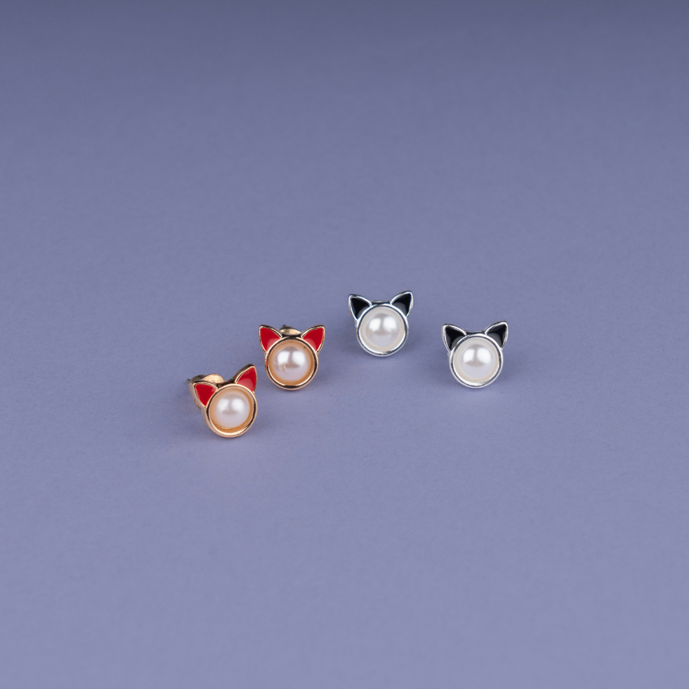 Kiti Cat stud earring