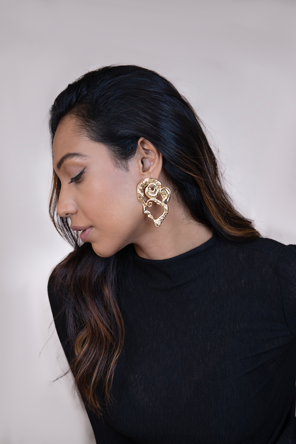 Outline Silhouette Earrings