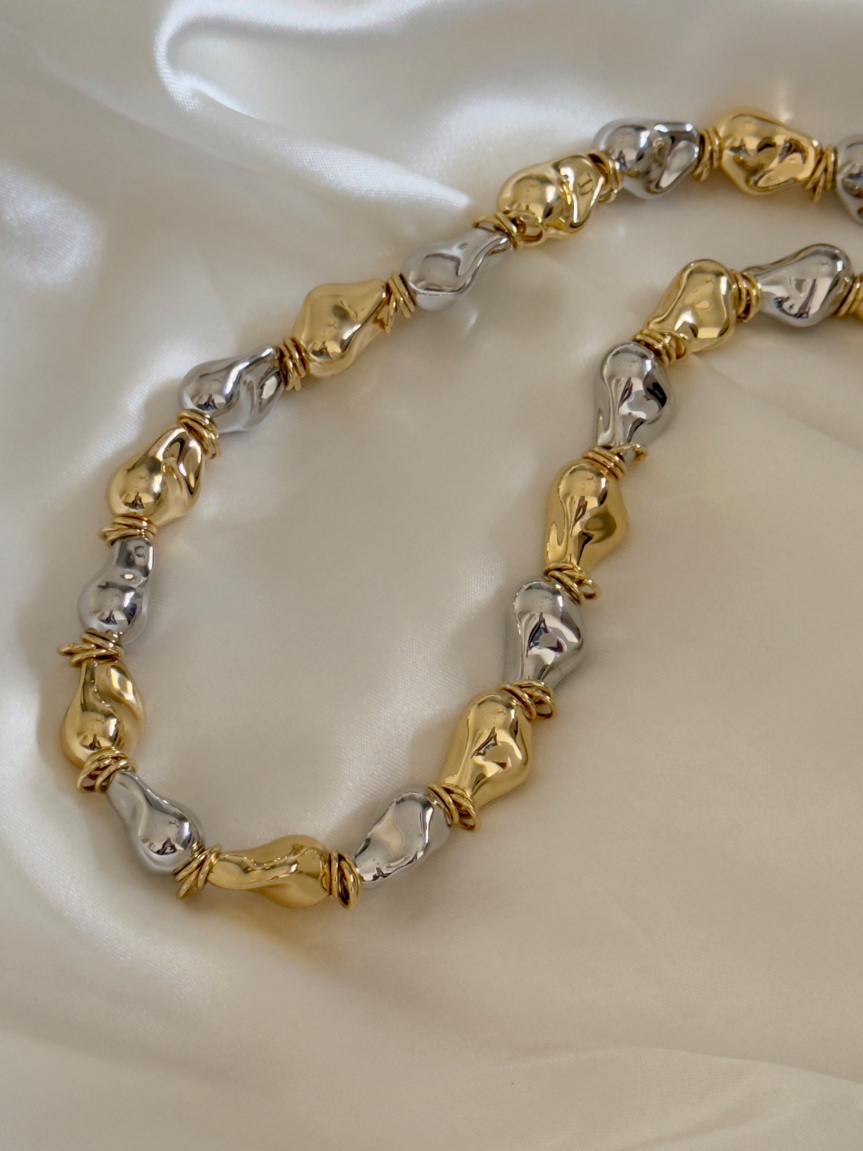 Baroque Beauty Necklace